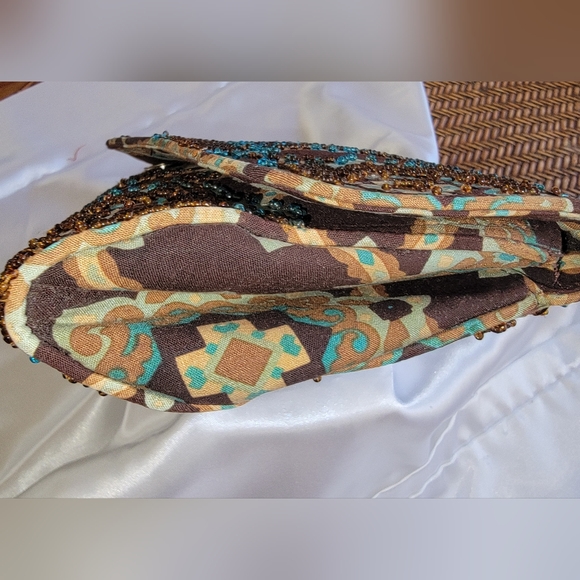 Mystique beaded envelope clutch bag - Picture 9 of 10